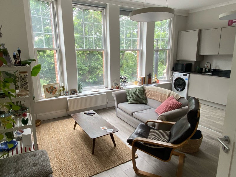 Room Archway Road in Greater London