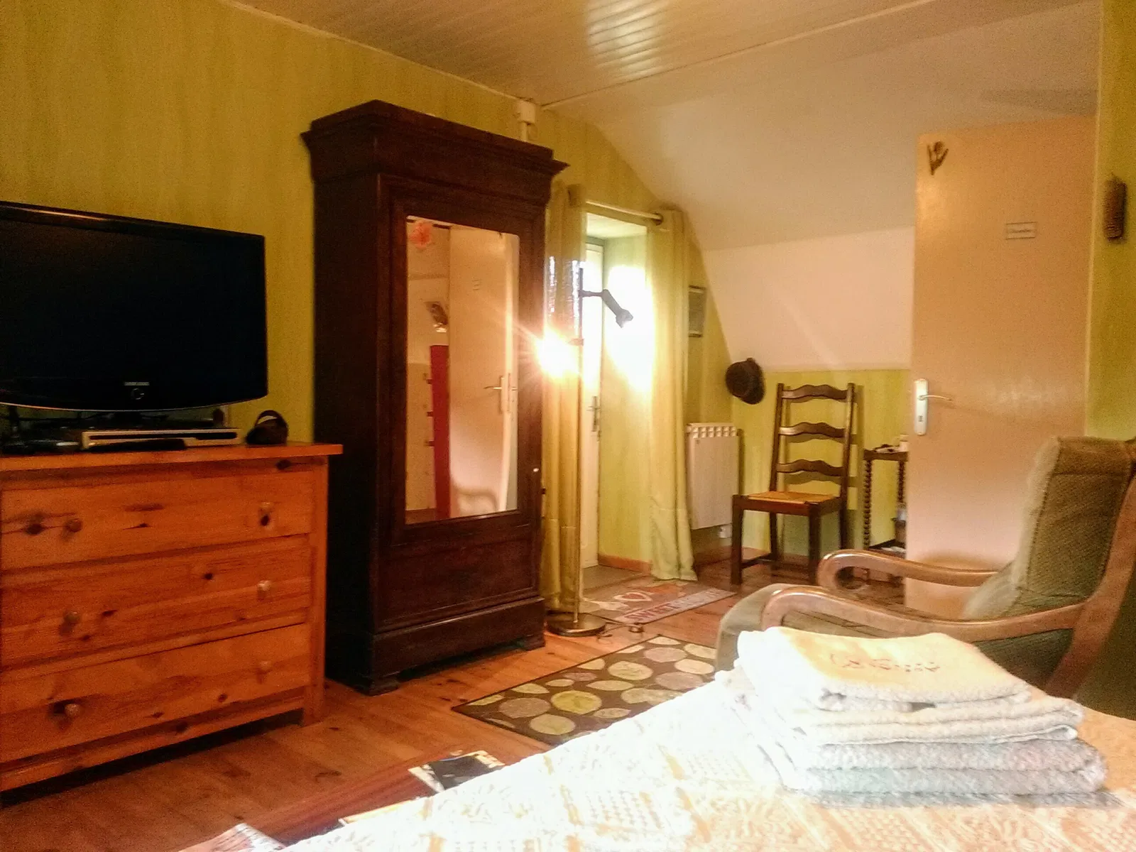 Chambre Route de la Scierie à Lanobre