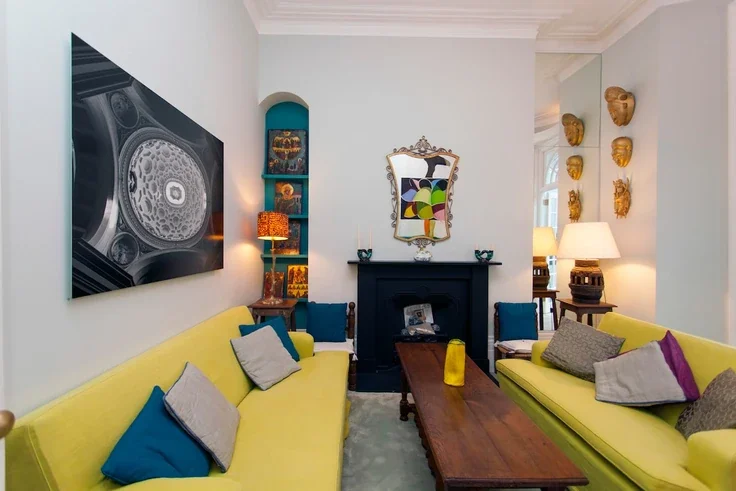 Flat Holland Park Avenue in Greater London