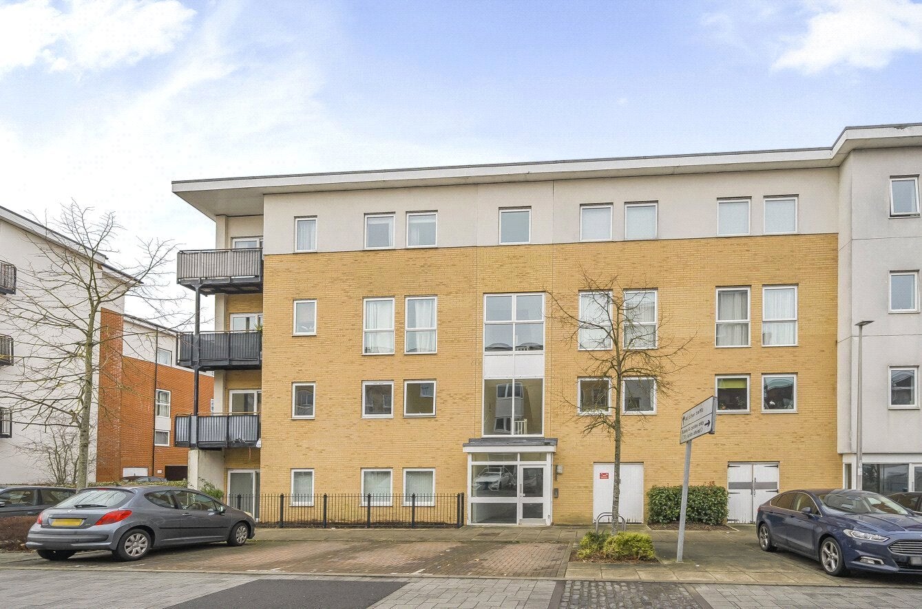 Flat Drake Way in Reading