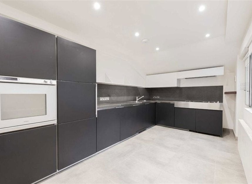 Flat Seymour Place in City of Westminster