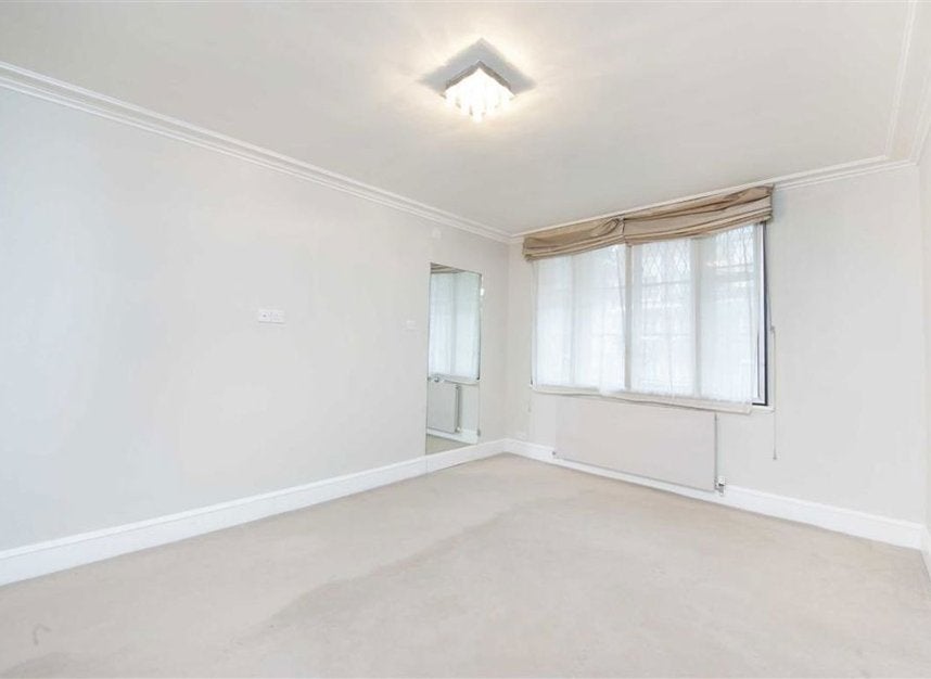 Flat Seymour Place in City of Westminster