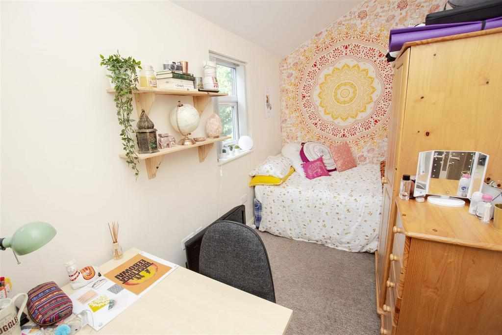 Flat Dawlish Road in Birmingham