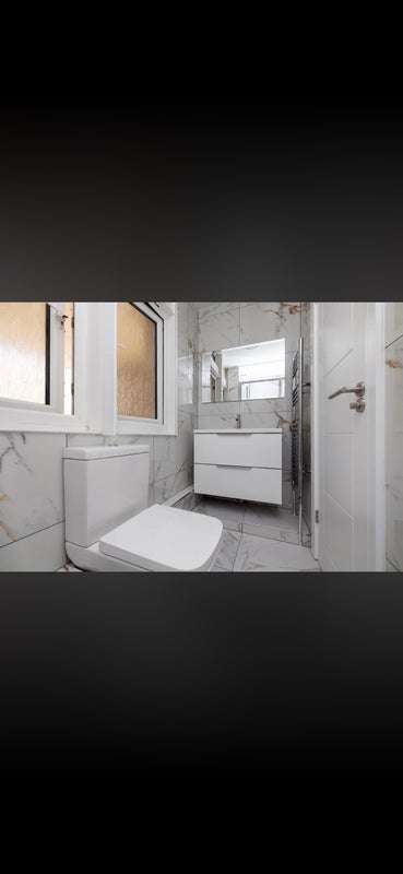 Room Cedars Road in Greater London