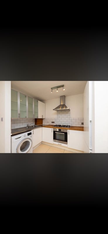 Room Cedars Road in Greater London