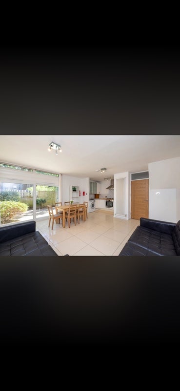 Room Cedars Road in Greater London