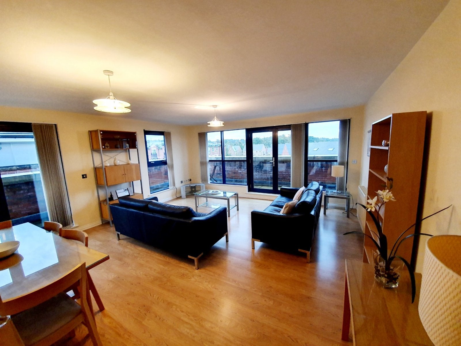 Flat Carisbrooke Road in Leeds