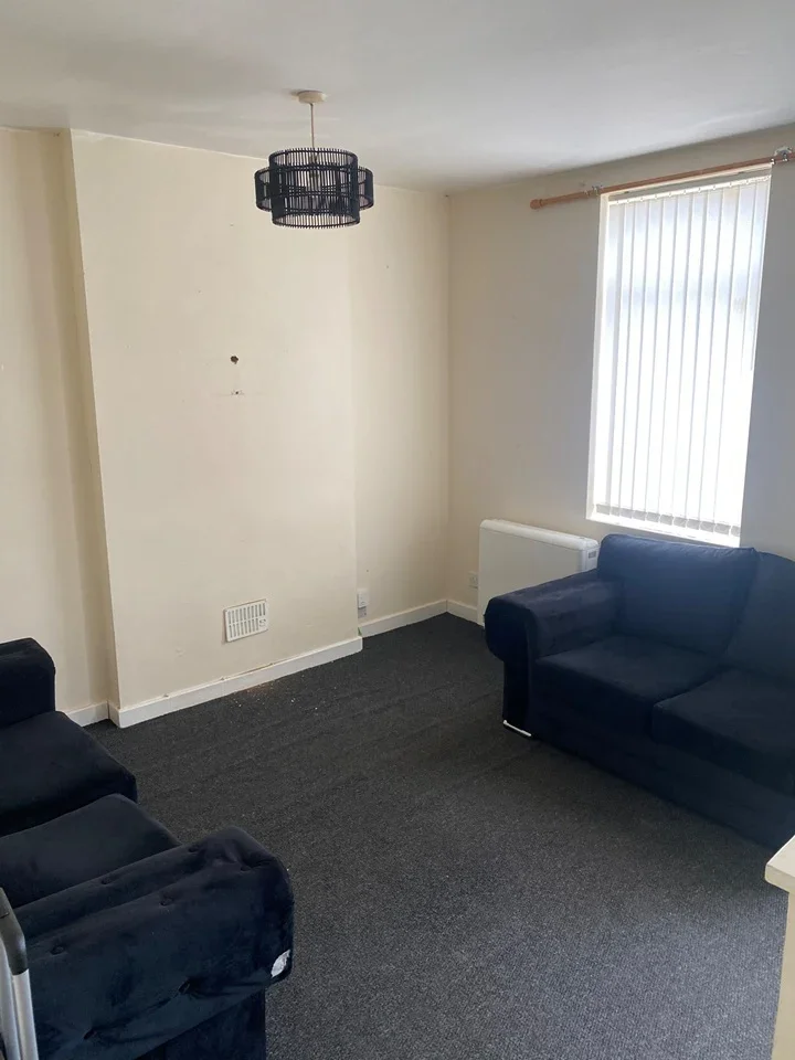 Flat Palatine Road in Manchester