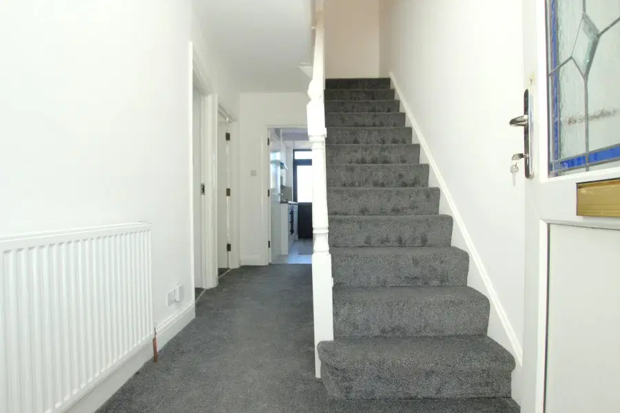House Glebe Avenue in Greater London