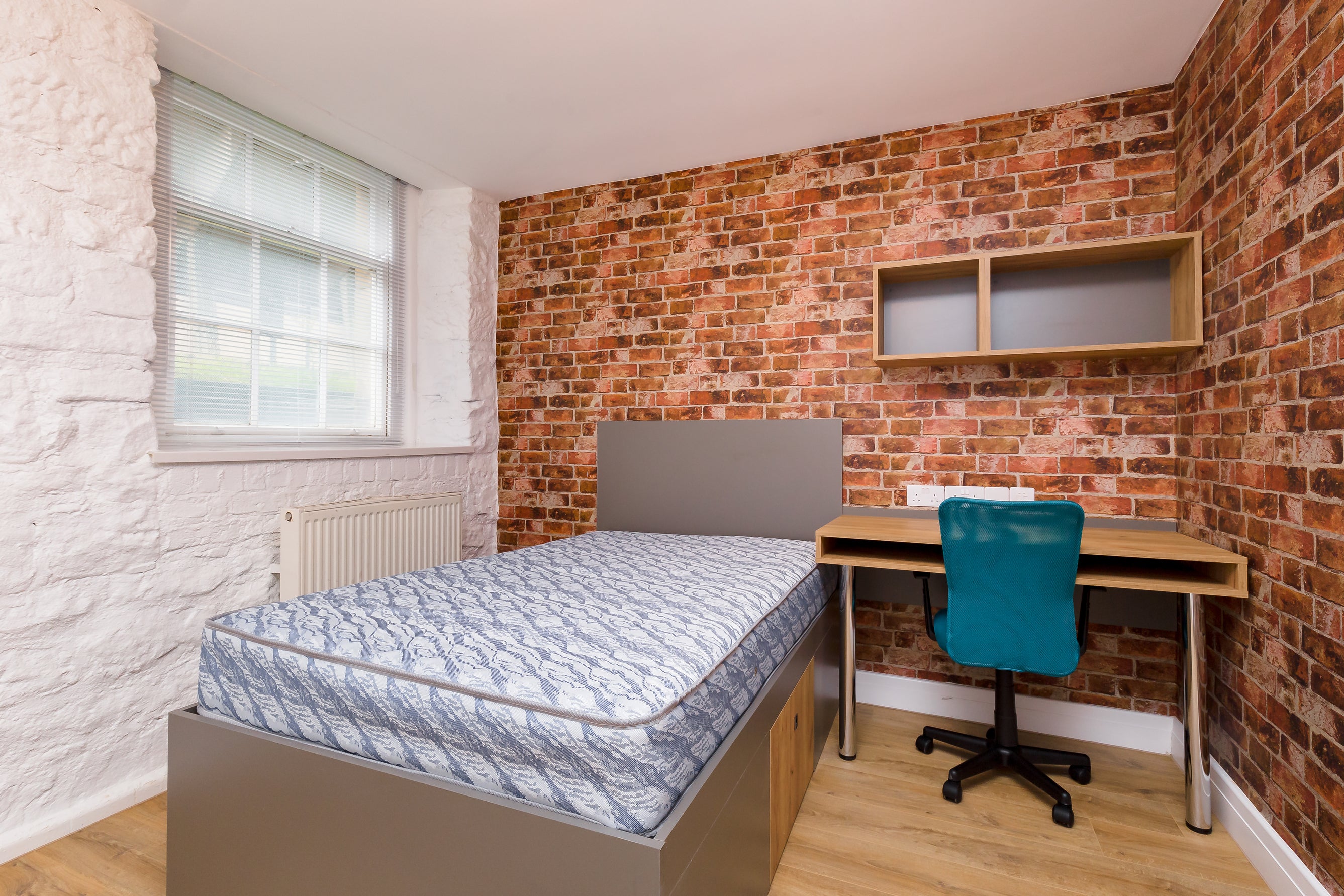 Flat Leazes Terrace in Newcastle upon Tyne