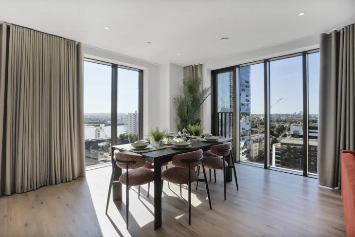 Flat Charter Street in Greater London