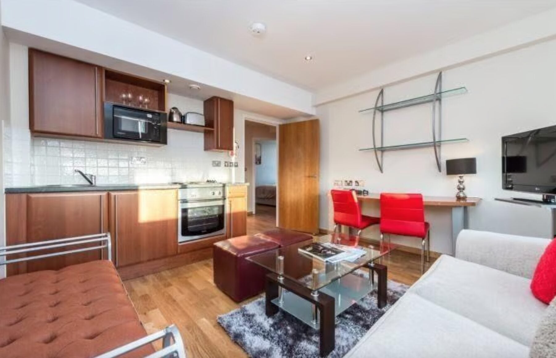 Flat Roland Gardens in Greater London
