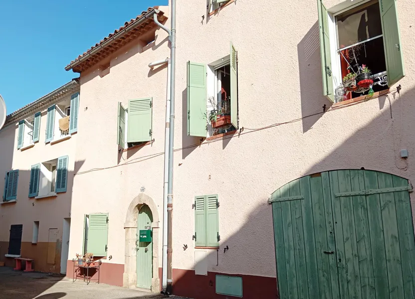 Appartement Avenue de la 1re Division Française Libre à La Crau