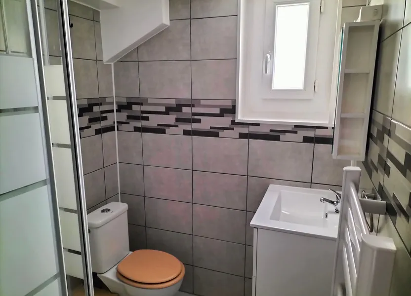 Appartement Avenue de la 1re Division Française Libre à La Crau