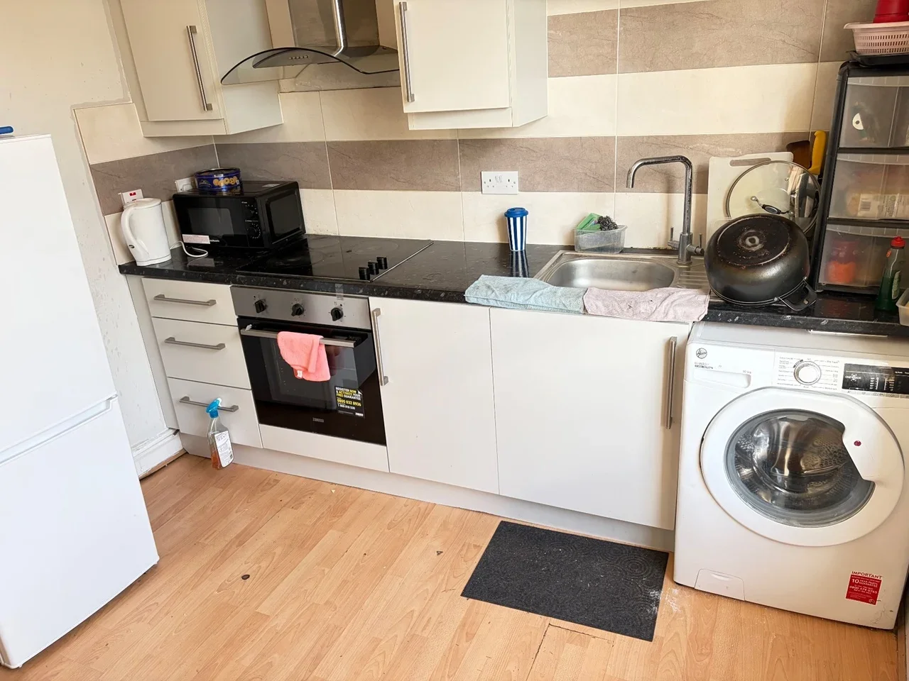 Room Chiswick High Road in Greater London