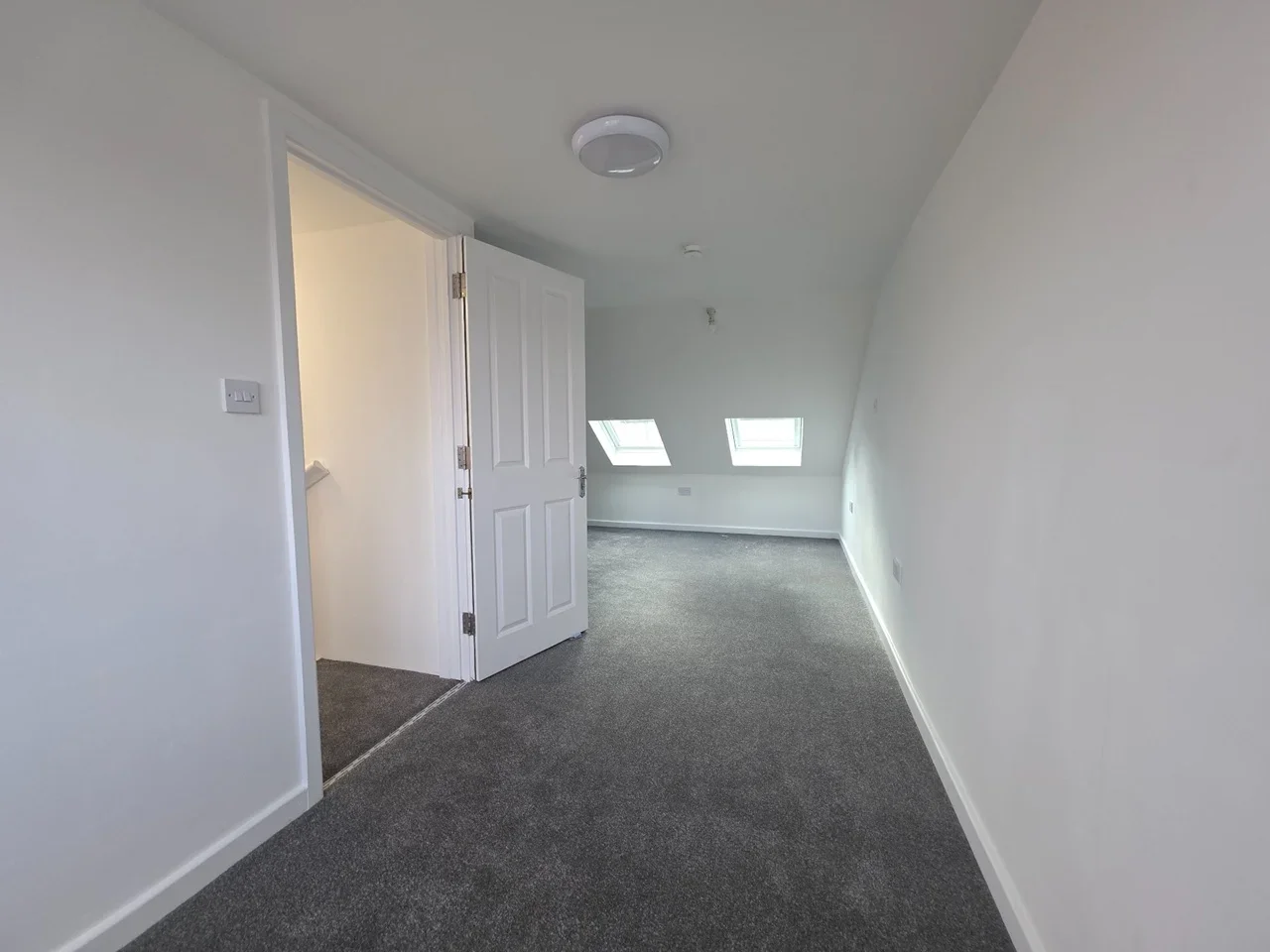Flat Great West Road in Greater London