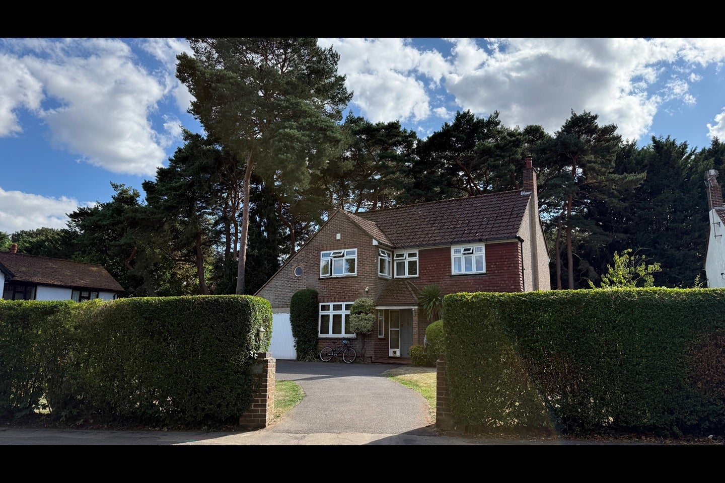 House Cullesden Road in Greater London