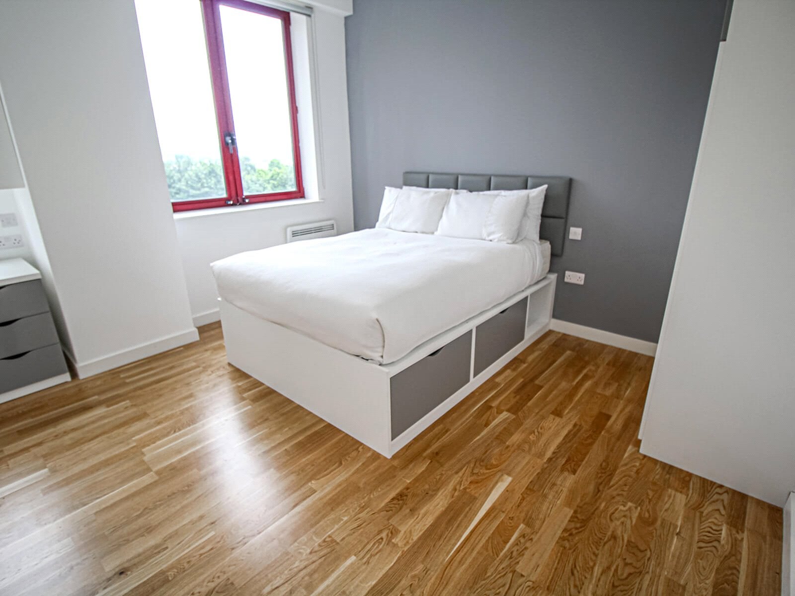 Flat Wade Lane in Leeds