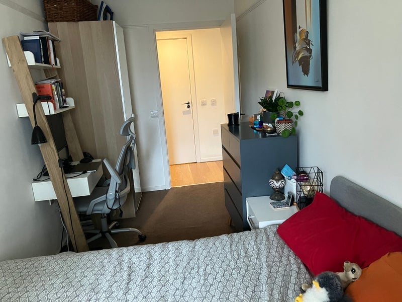 Room Regent's Canal towpath in Greater London
