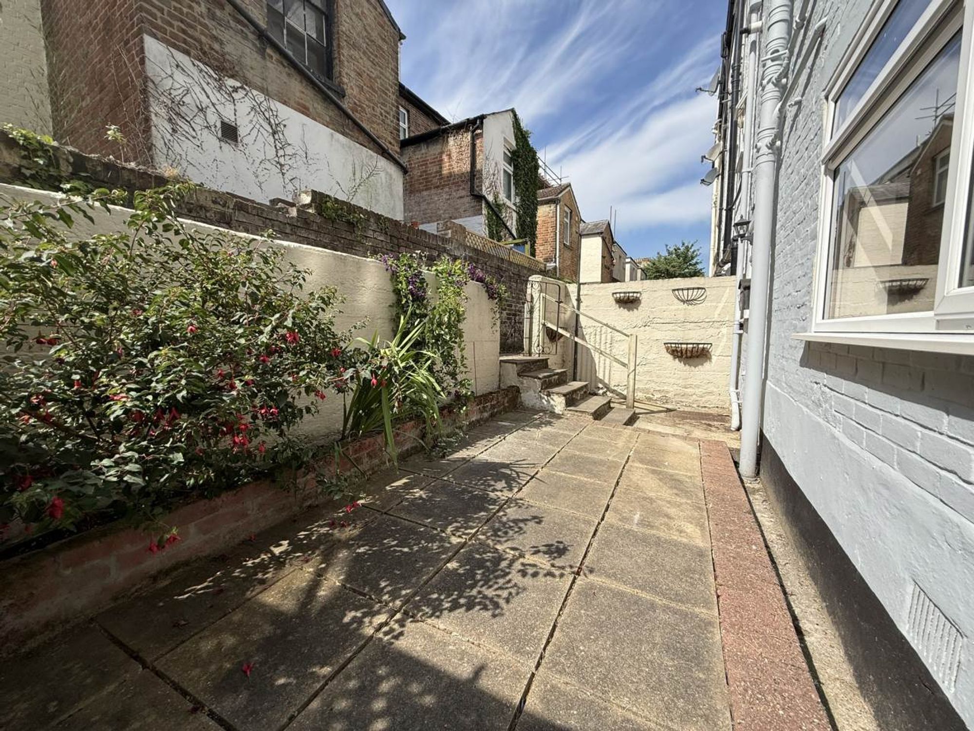 Flat Dudley Road in Tunbridge Wells