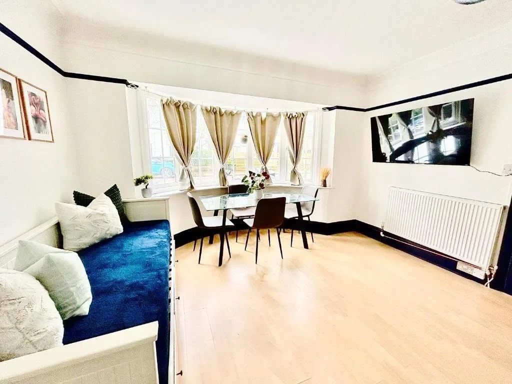 House Hampstead Gardens in Greater London