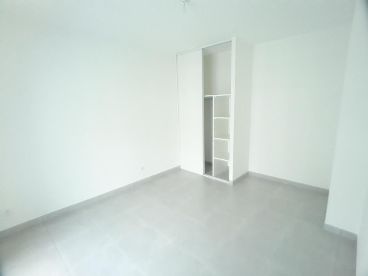Appartement Allée de l'Ourdissoir à Vaulx-en-Velin