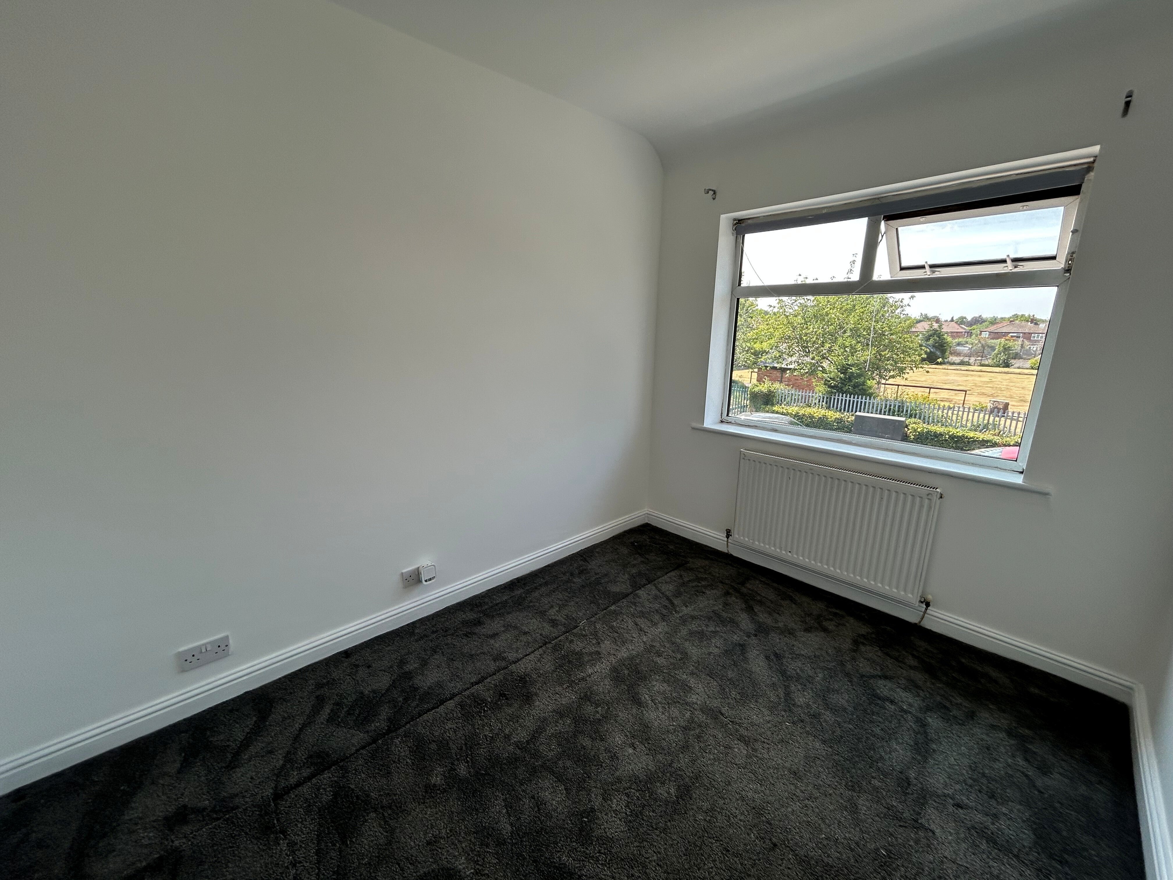 Flat Riddings Road in Trafford