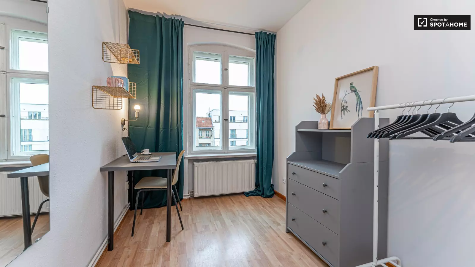 Wohnung Leibnizstraße in Berlin