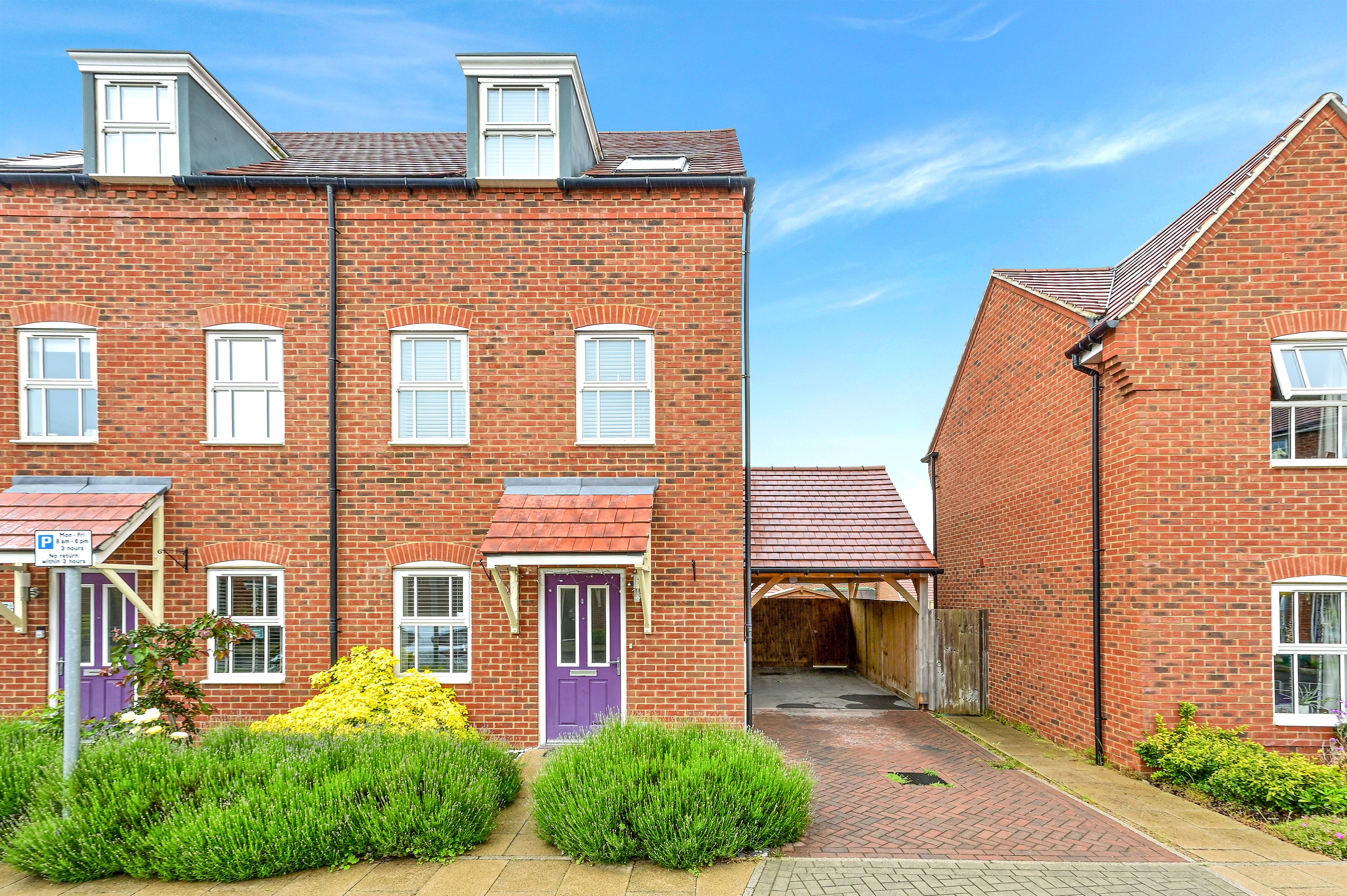House Mercer Avenue in Ebbsfleet Garden City