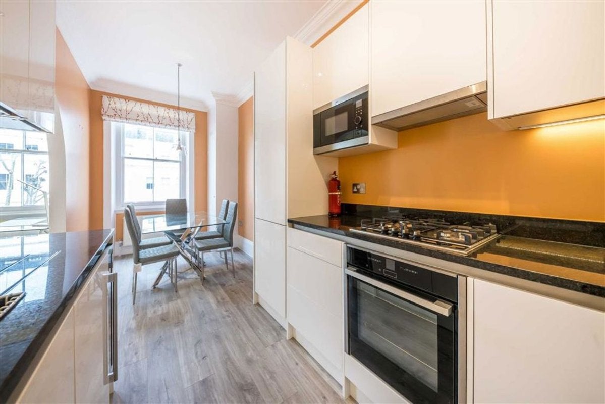 Flat Inverness Terrace in City of Westminster