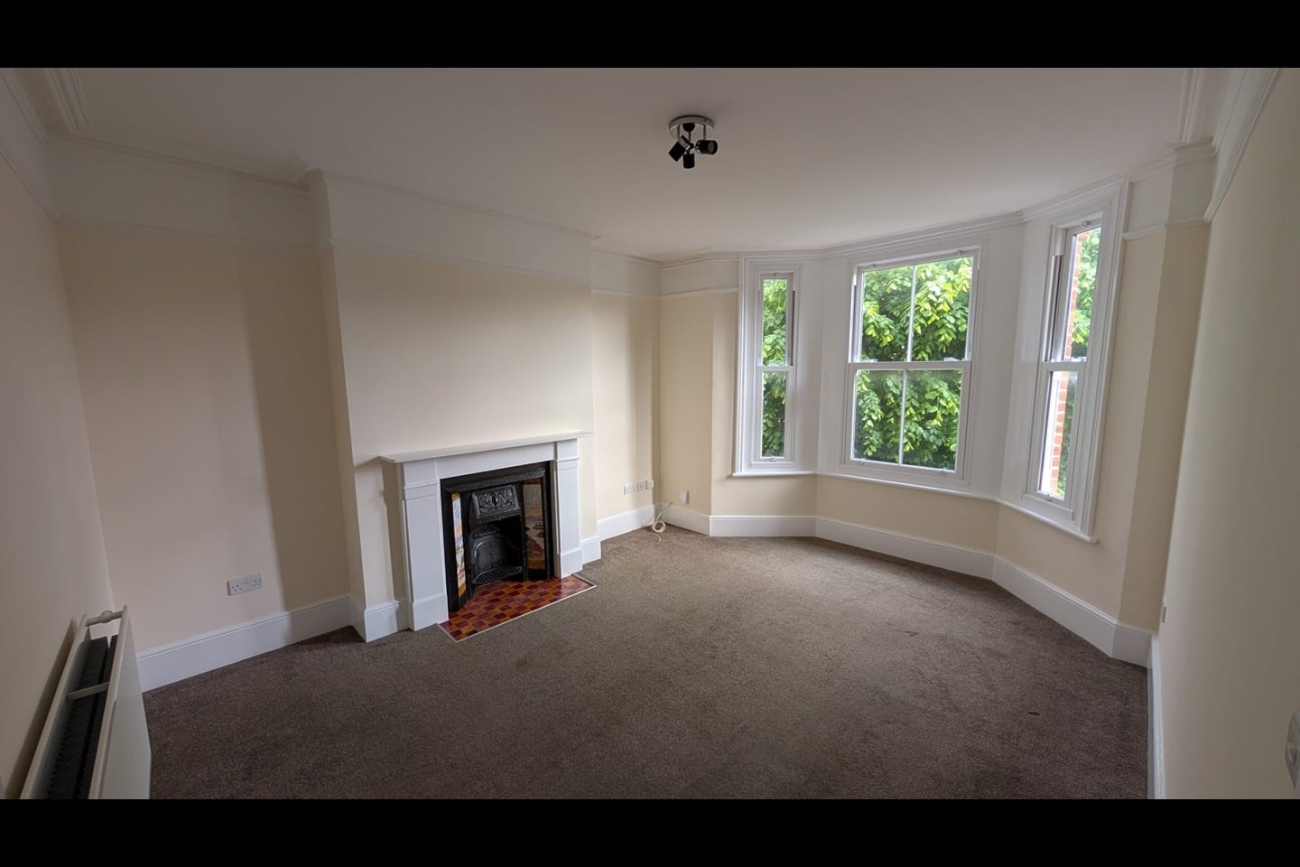 Flat Brunswick Square in Canterbury