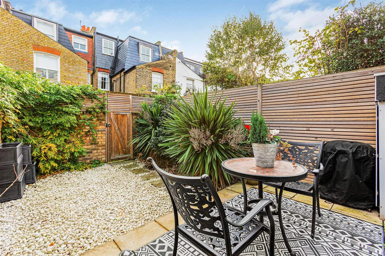 House Embankment in Greater London