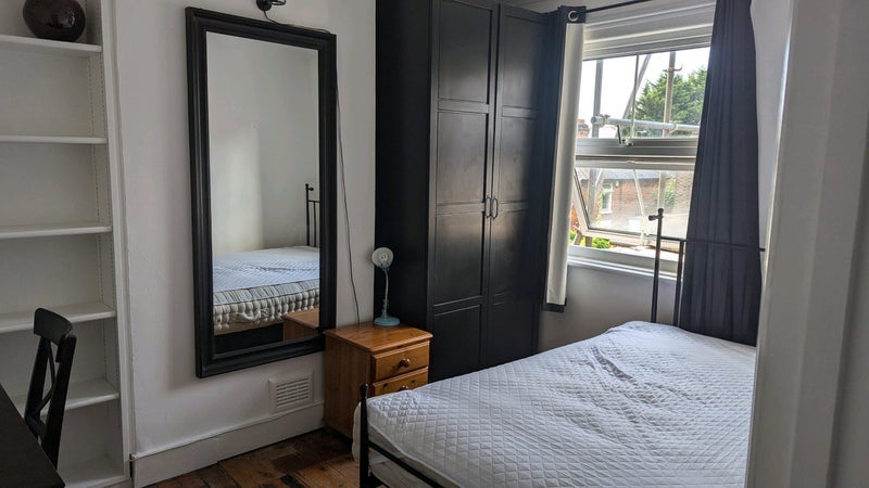 Room High Town Road in Maidenhead
