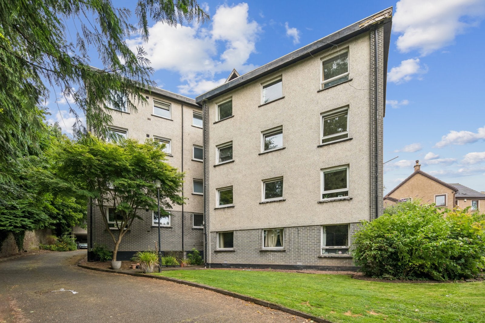 Flat Kenilworth Road in Bridge of Allan