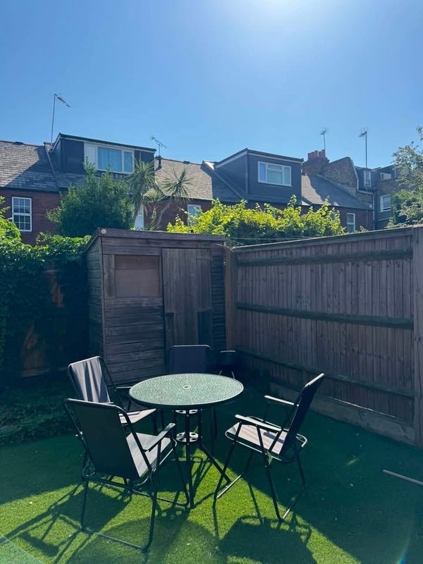 Room Dorothy Road in Greater London