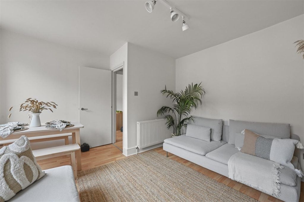 Flat Nottingham Place in City of Westminster