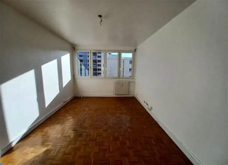 Flat Rue Robespierre in Saint-Étienne