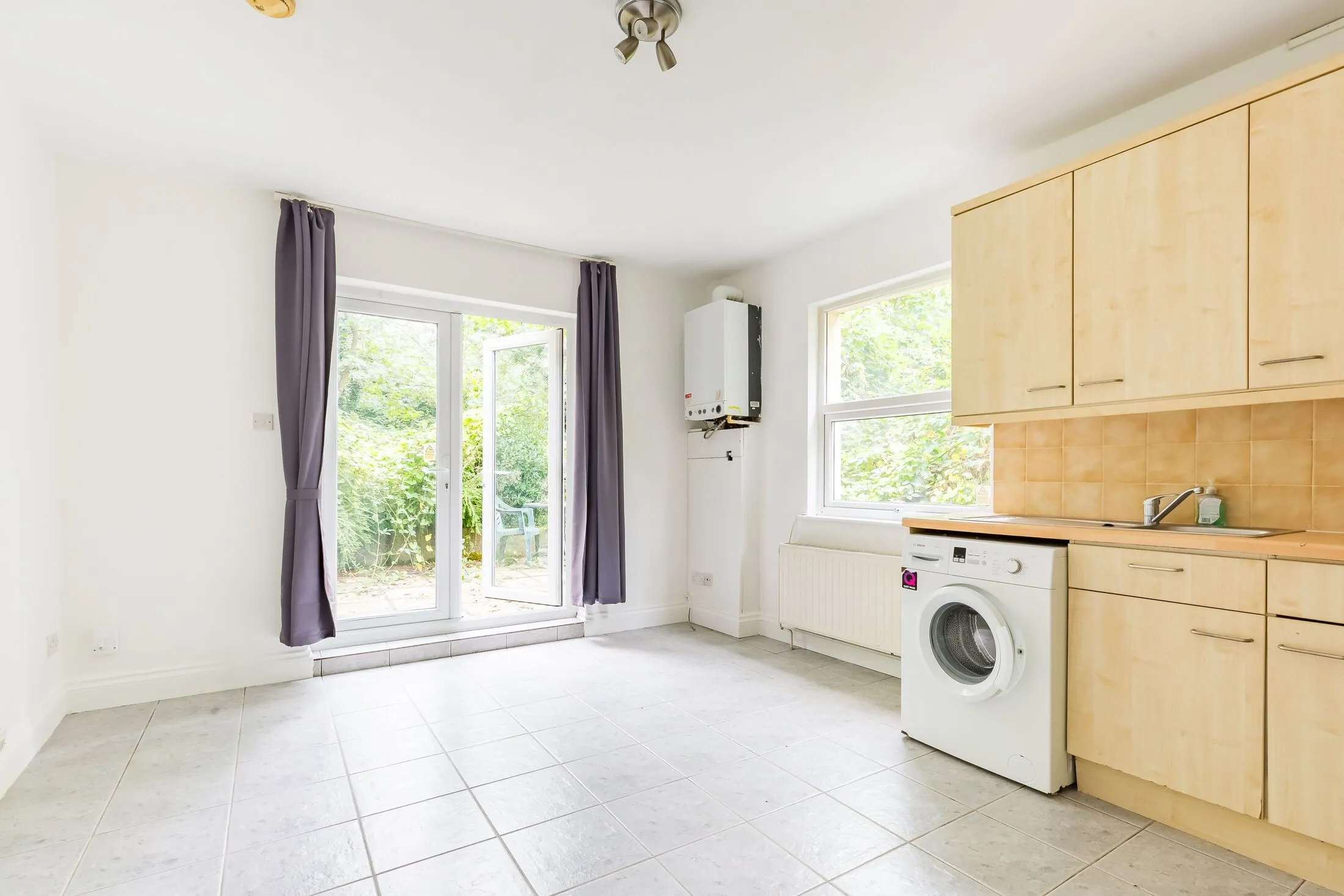 Flat Muswell Avenue in Greater London