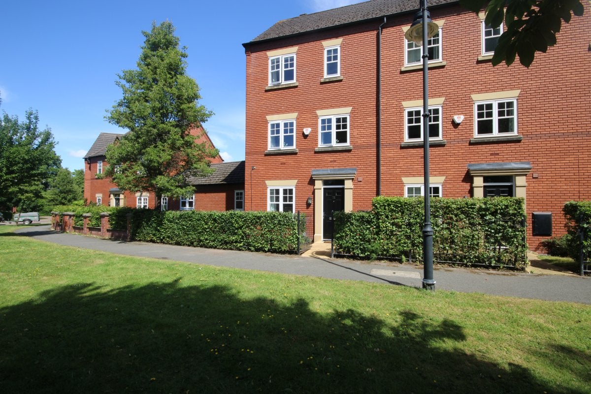 Flat Upton Grange in Chester