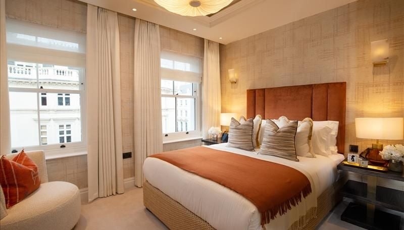 Flat Prince of Wales Terrace in Greater London