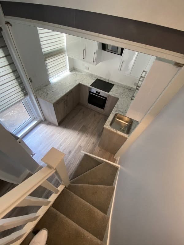 Room Birstall Road in Greater London