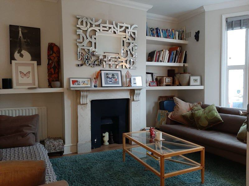 Room Powerscroft Road in Greater London