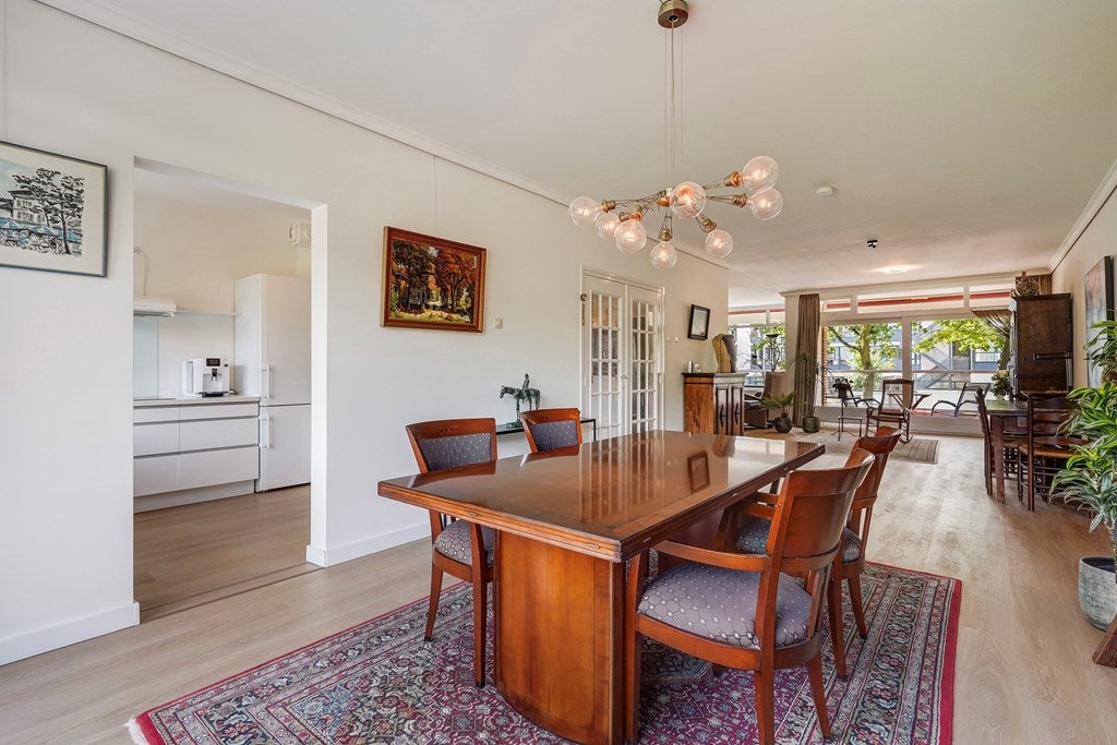 Appartement Cees Laseurlaan 335 in Den Haag