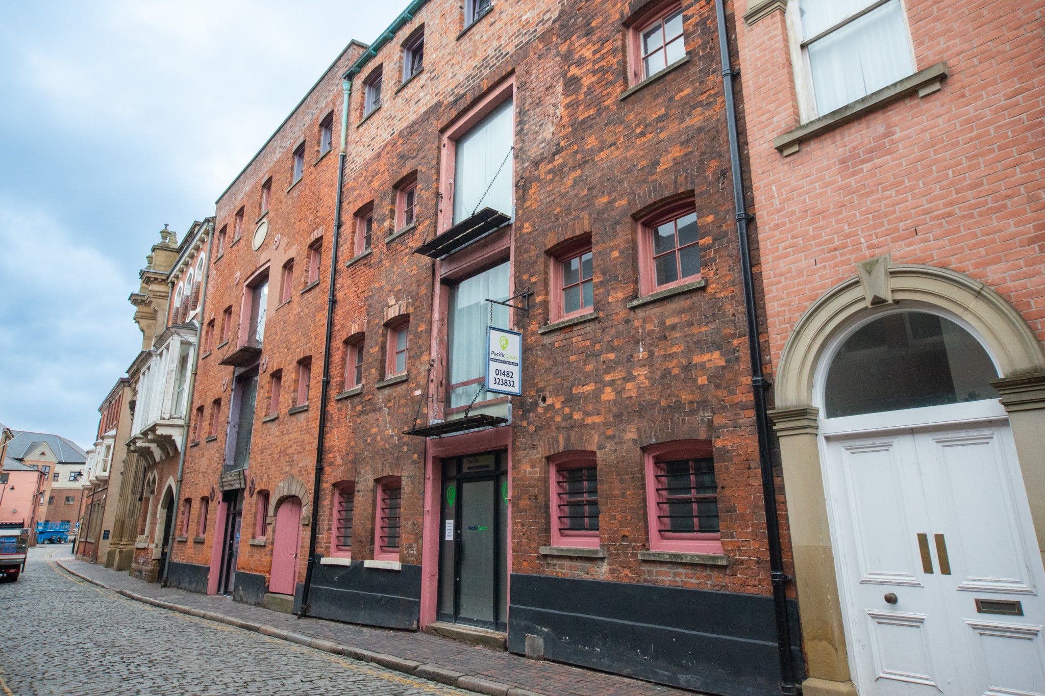 Room Silver Street in Hull