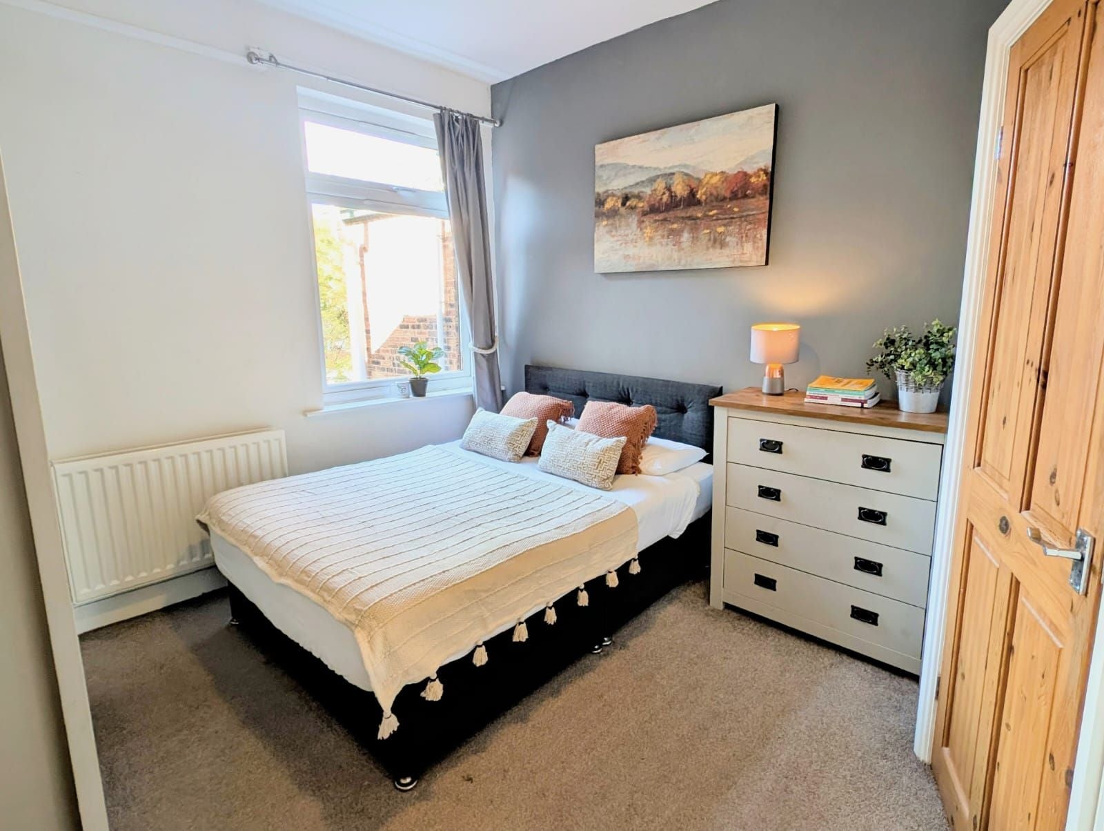 Room Roundwell Street in Stoke-On-Trent