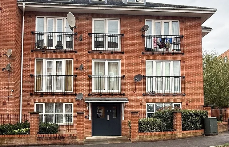 Flat Mill Street in Slough