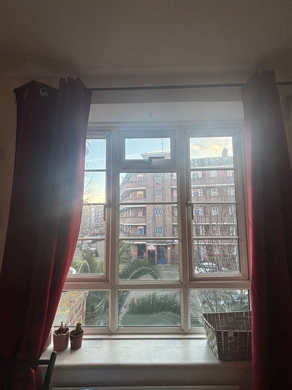 Room Cassland Road in Greater London