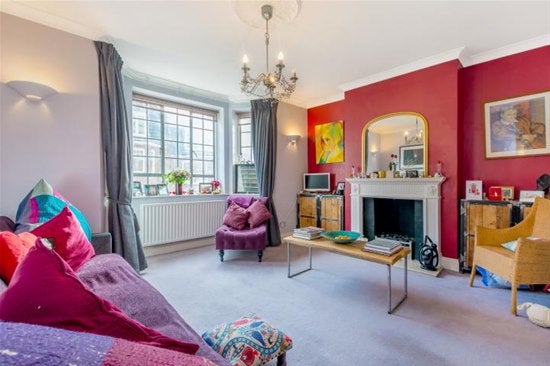 Flat Glenmore Road in London