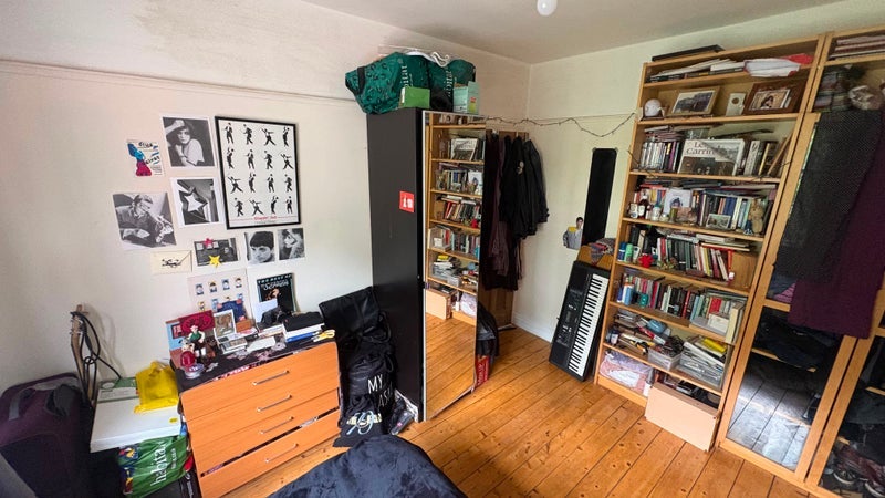 Room Mornington Crescent in Manchester