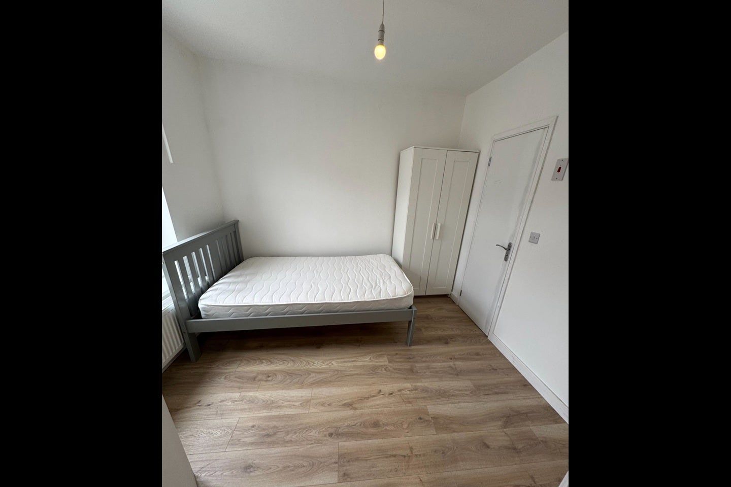 Room Cairns' Crescent in Bristol